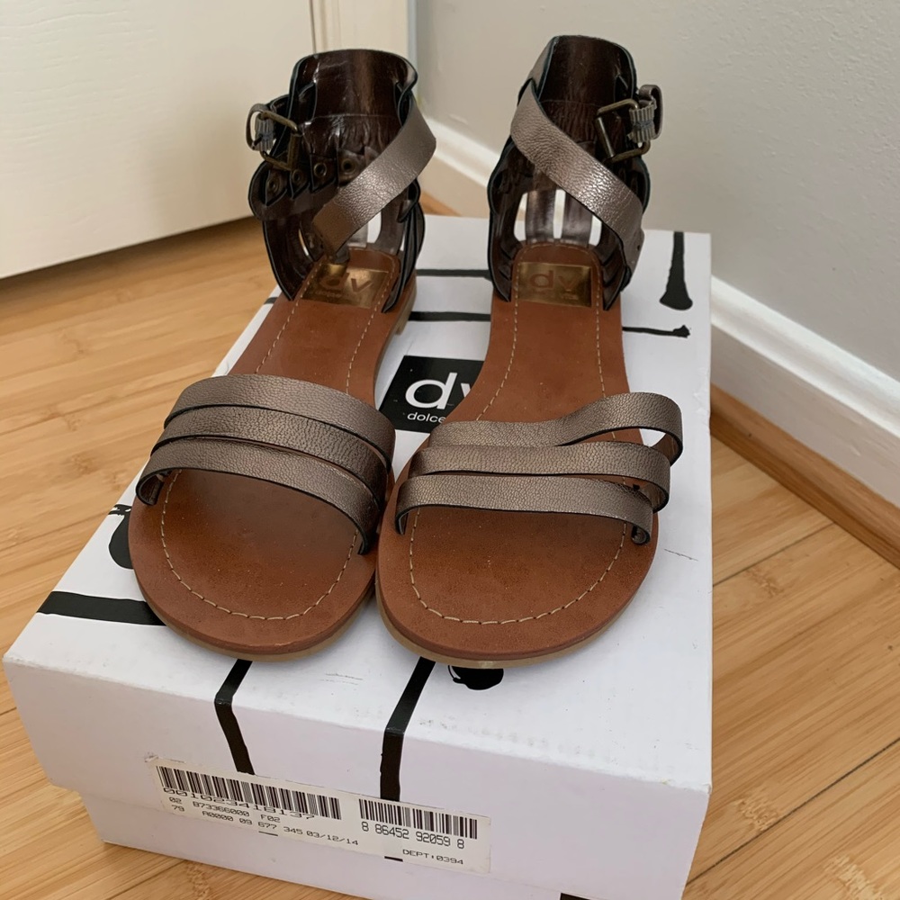 Dolce Vita Metallic Leather Sandals NWOT